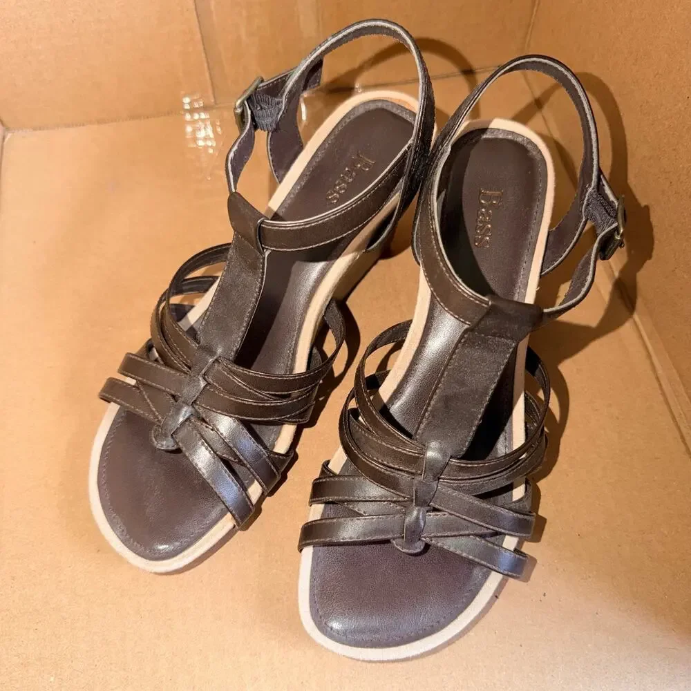 Y2K Bass Artemis Womens Strappy Wedge Sandals Brown T Strap Size 7 High Heel